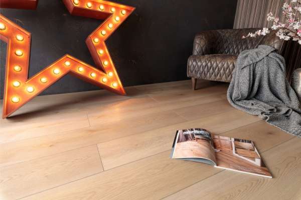 Виниловый ламинат AquaFloor RealWood XXL AF8025XXL