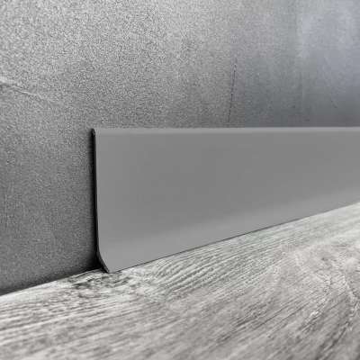 Алюминиевый плинтус Серебряный матовый С-15.2.3