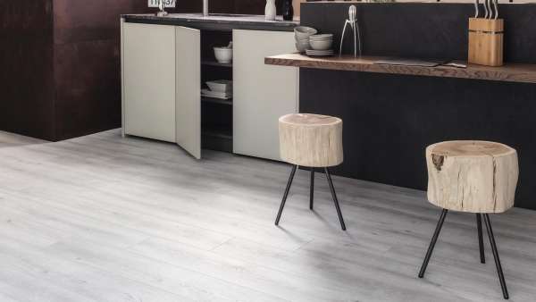 Ламинат Kaindl K4422 Oak EVOKE CONCRETE